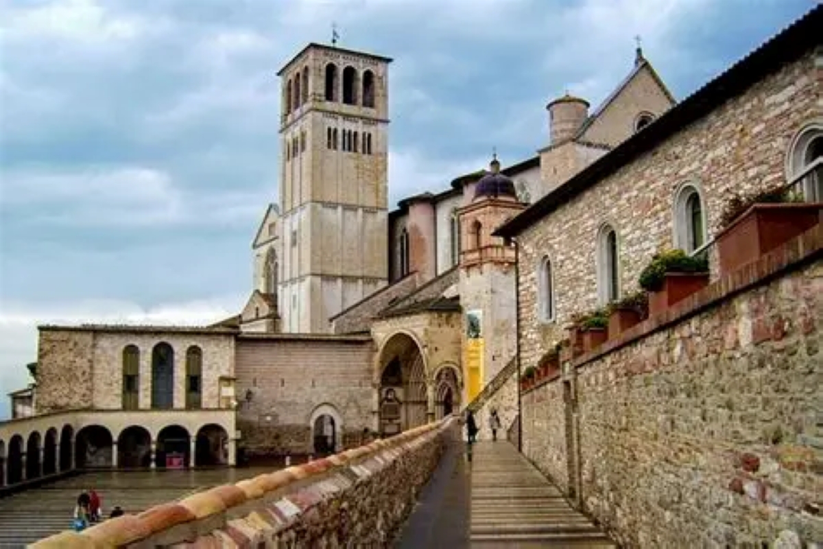 Assise